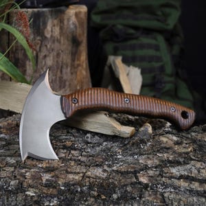 Tomahawk Bushcraft Axe Full Tang, Functional Hatchet Handmade with Sheath & Custom Engraving Option