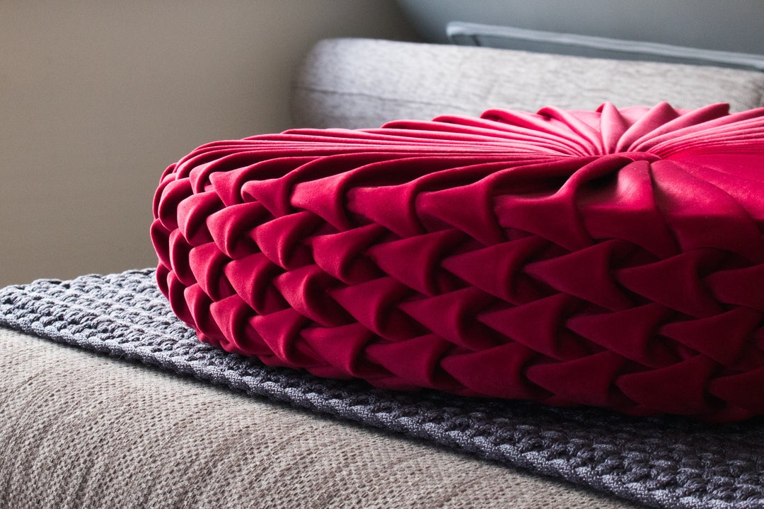 Floor Pillow Cushion for Sitting Velvet Decorative Pillow 20 Red Round