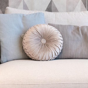 Round premium cushion Decorative pillow Birthday gift for her or for him Light gray handmade smocking velvet cushion 33x33cm image 3
