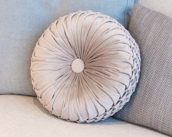 Round premium cushion | Decorative pillow | Birthday gift for her or for him | Light gray handmade smocking velvet cushion | 33x33cm