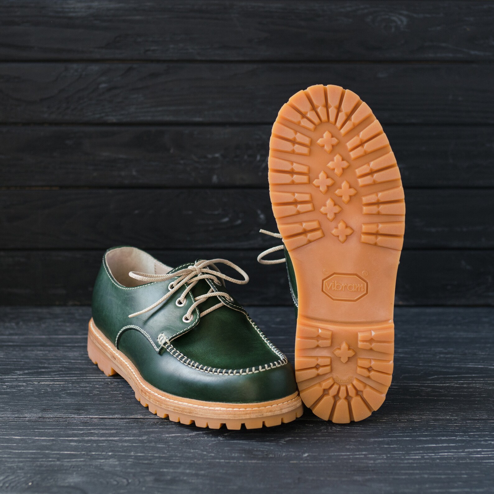 moc toe boots womens