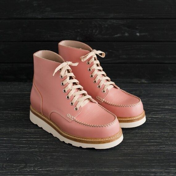 womens moc toe shoes