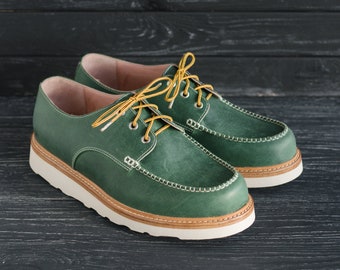 Classic Moc Toe Green Leather Mens Women Summer Shoes - #HoboMocToe by wolfandbeard