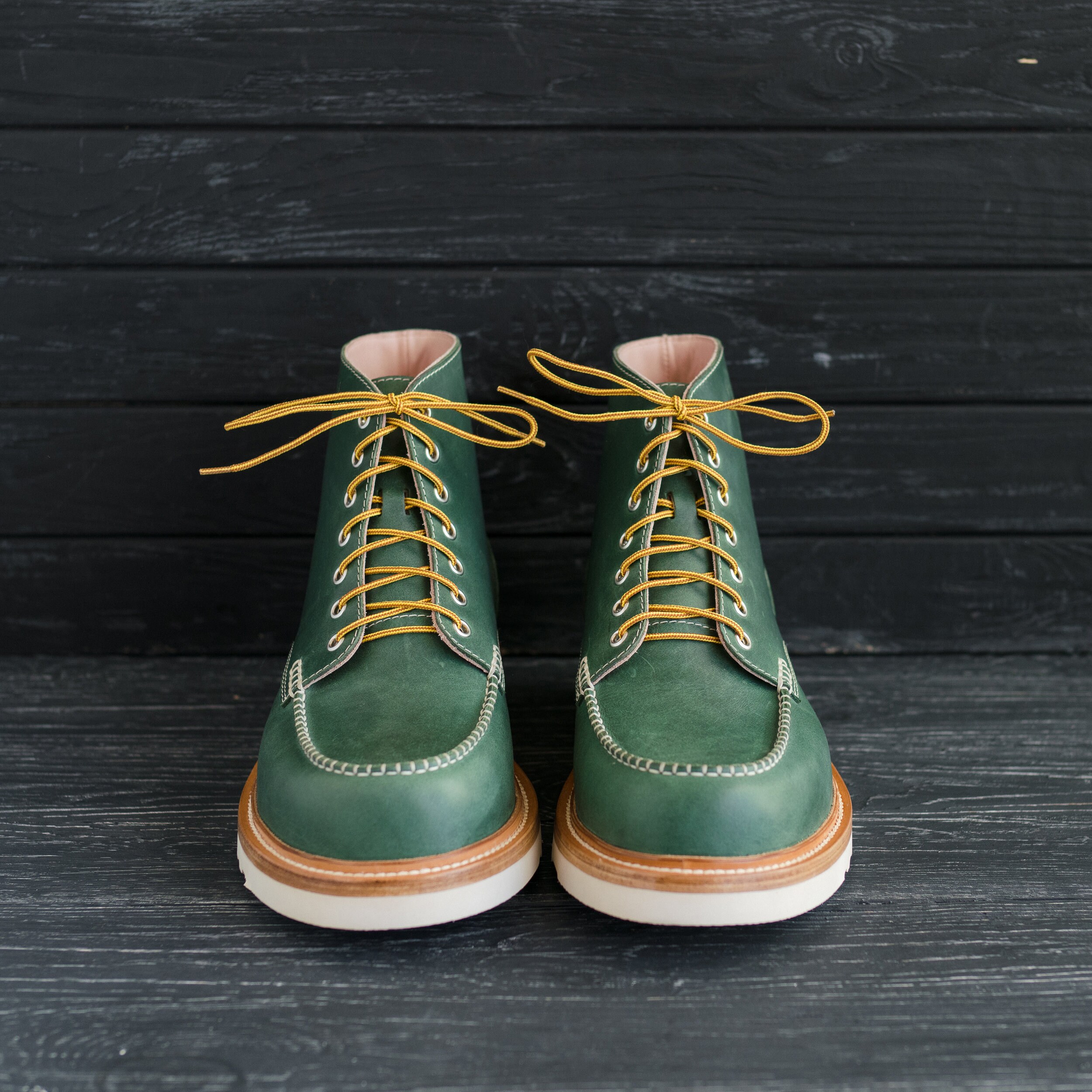 Classic Moc Toe Green Mens Women s Boots Lace up Leather Boots