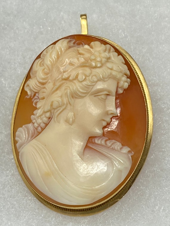 Vintage Stamped 750 (18Kt) Yellow Gold Cameo Pend… - image 6