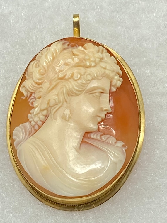 Vintage Stamped 750 (18Kt) Yellow Gold Cameo Pend… - image 2