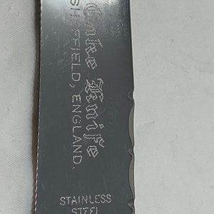 Vintage Fully Hallmarked Sheffield Sterling Silver Cake Knife. image 8