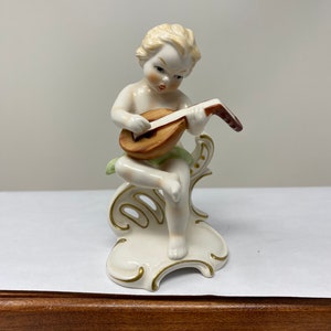 Vintage Goebel W Germany Cherub Spielendes Musikinstrument - Handbemalt.