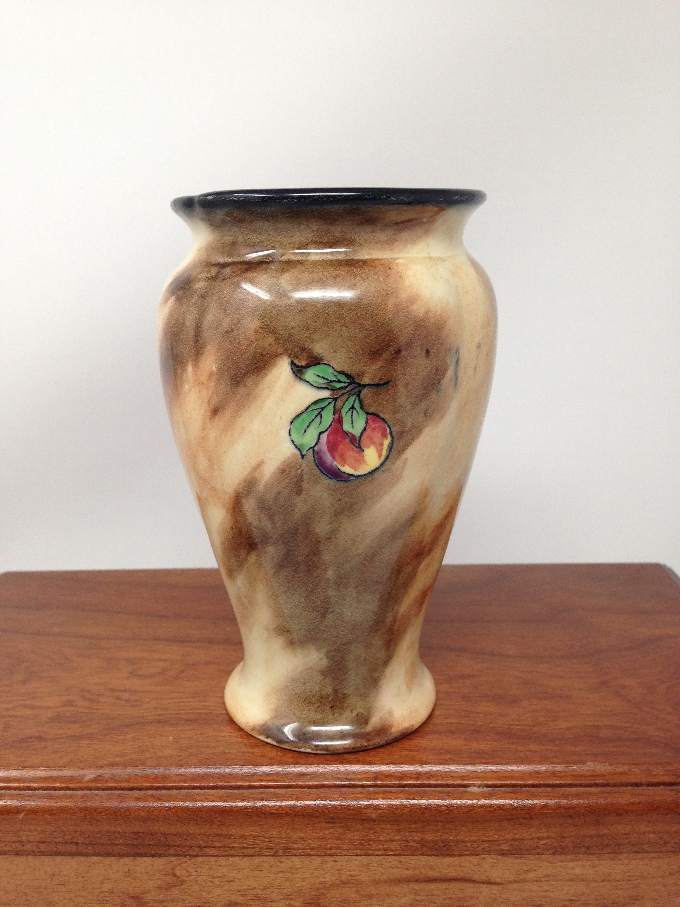 魅惑的な H&K Tunstall 花瓶、手描きの洋ナシと桃、HK Hollinshead と