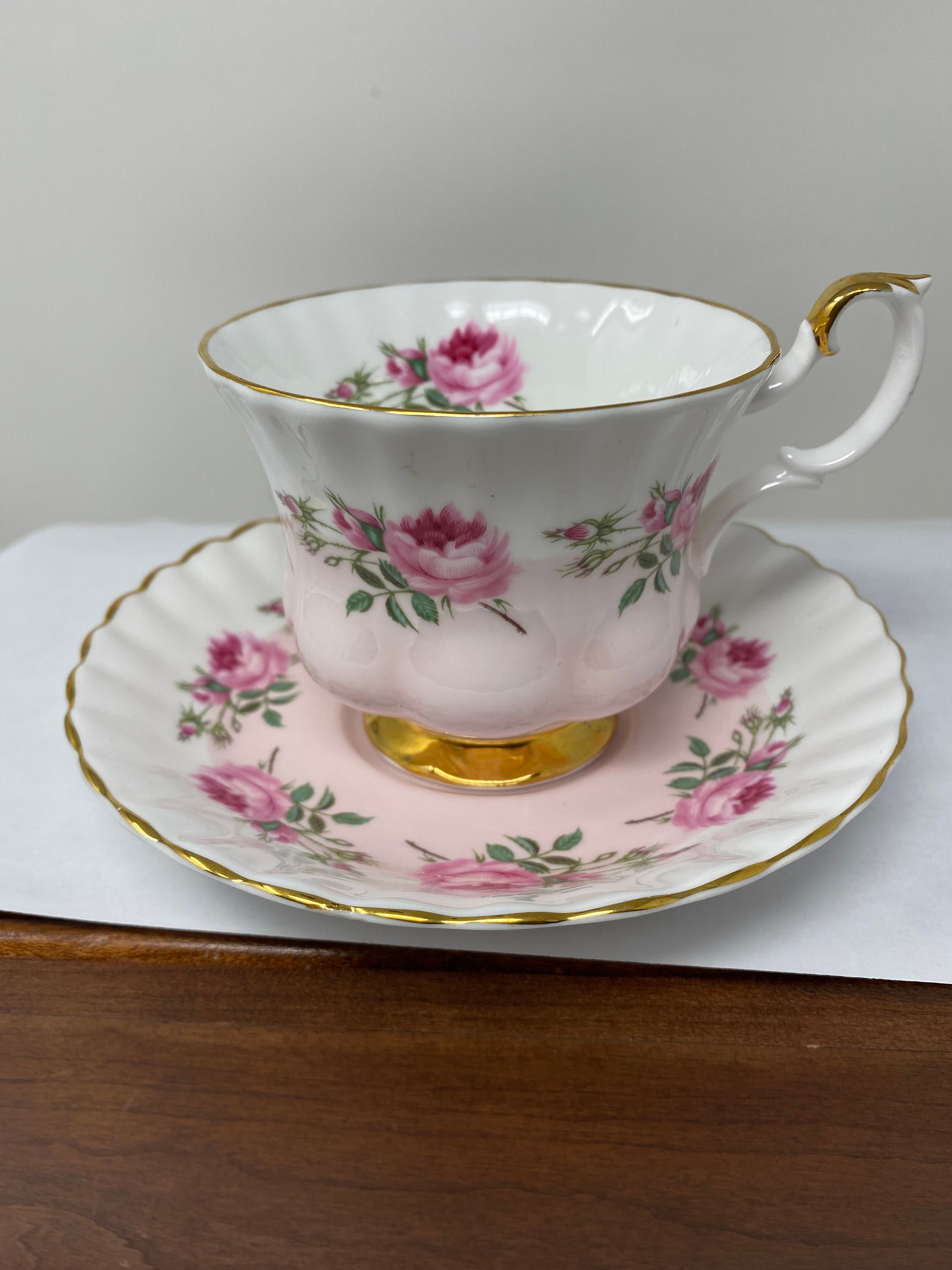 ☆ロイヤルアルバート ブロッサムタイム ヴィンテージ ペアカップ