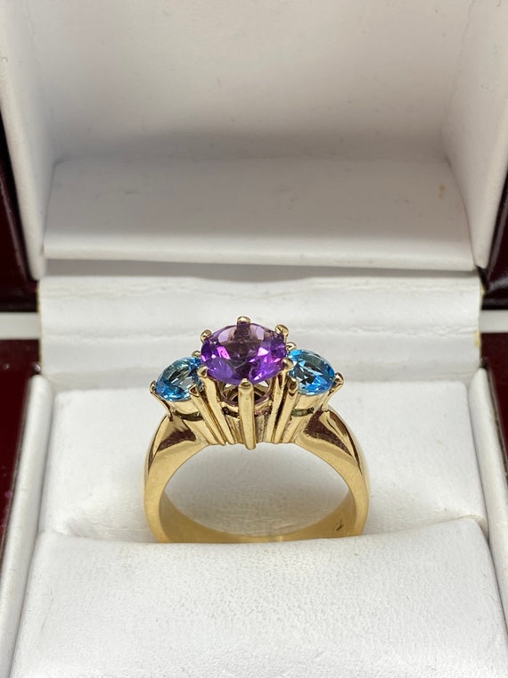 Vintage 18Kt Yellow Gold Amethyst and Topaz Ring … - image 9