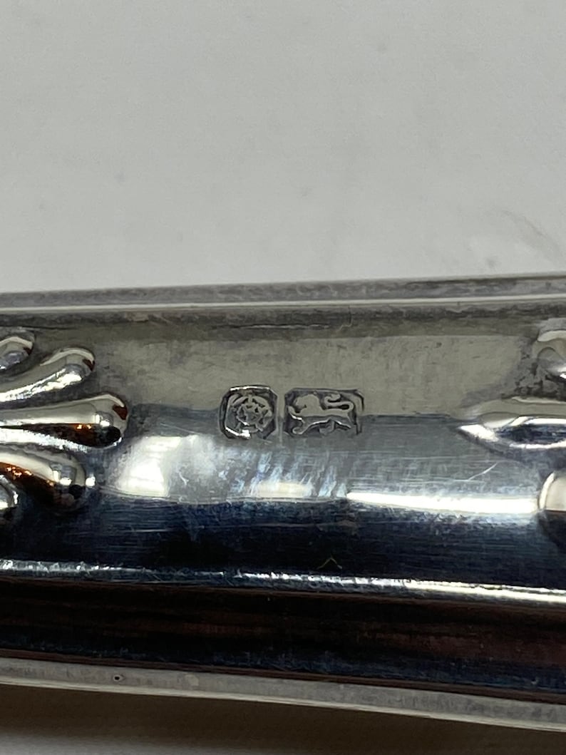 Vintage Fully Hallmarked Sheffield Sterling Silver Cake Knife. image 6