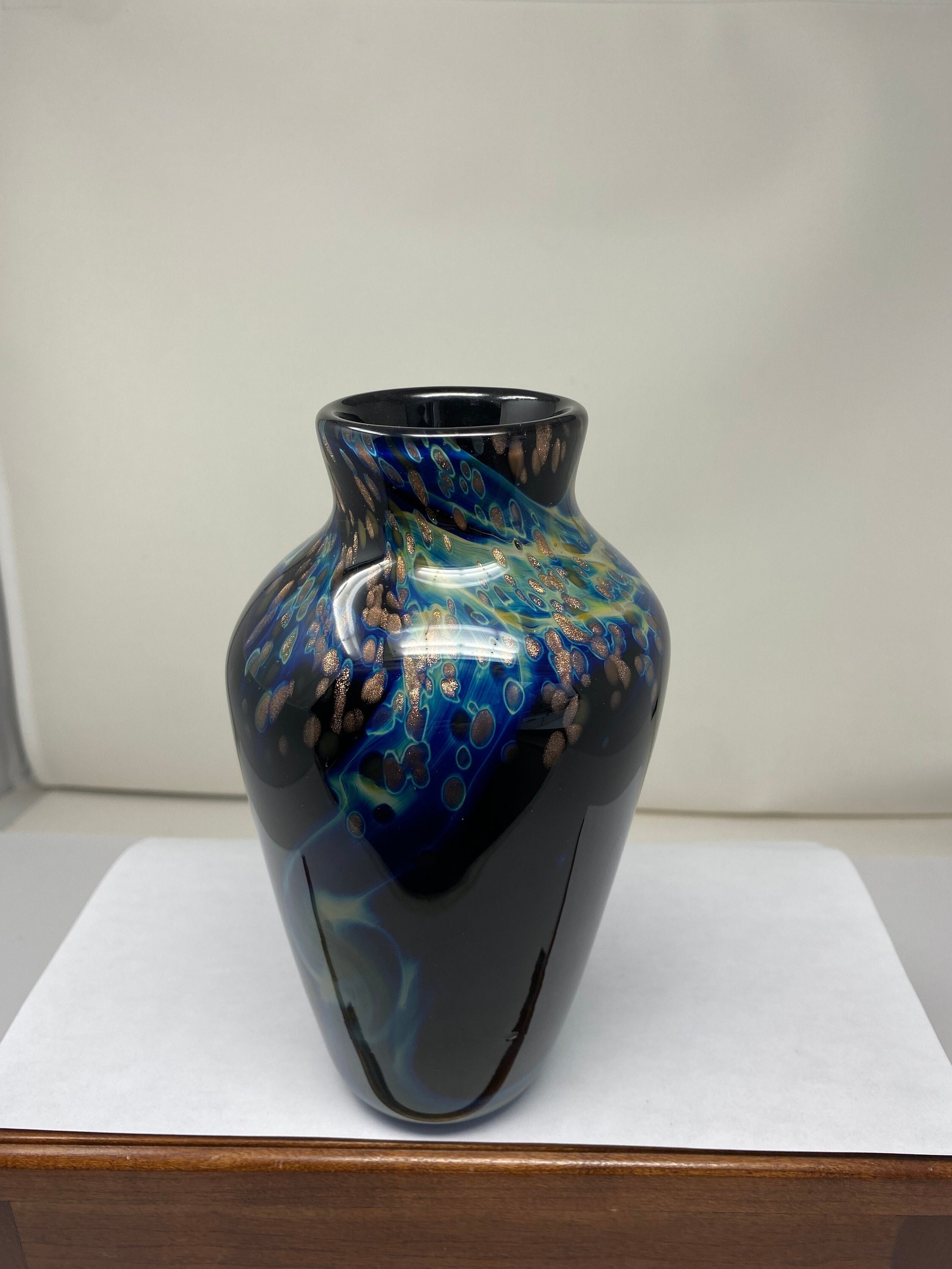 Vintage Artist Signed Art Glass Vase. - Etsy