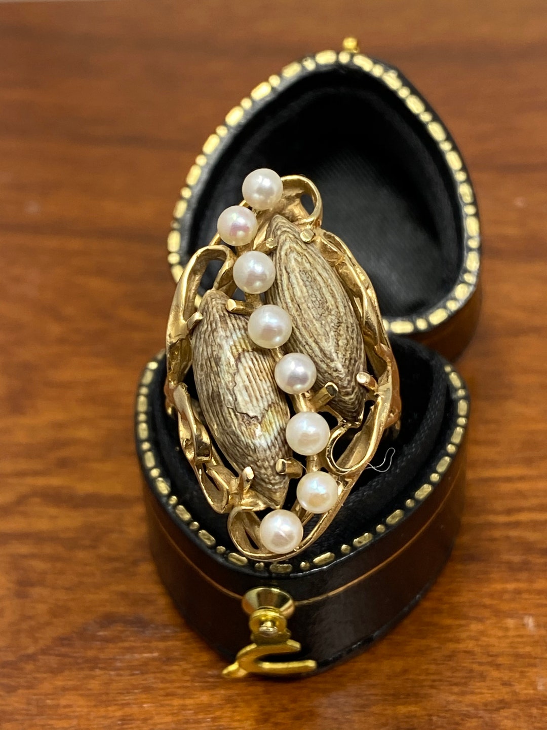 Vintage Ring 14 Kt Gold Pearl and What Appears to Be Sea Shells. - Etsy