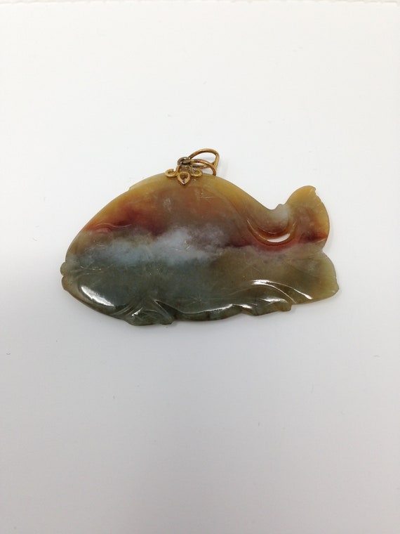 Vintage 14Kt Jade Fish Pendant.