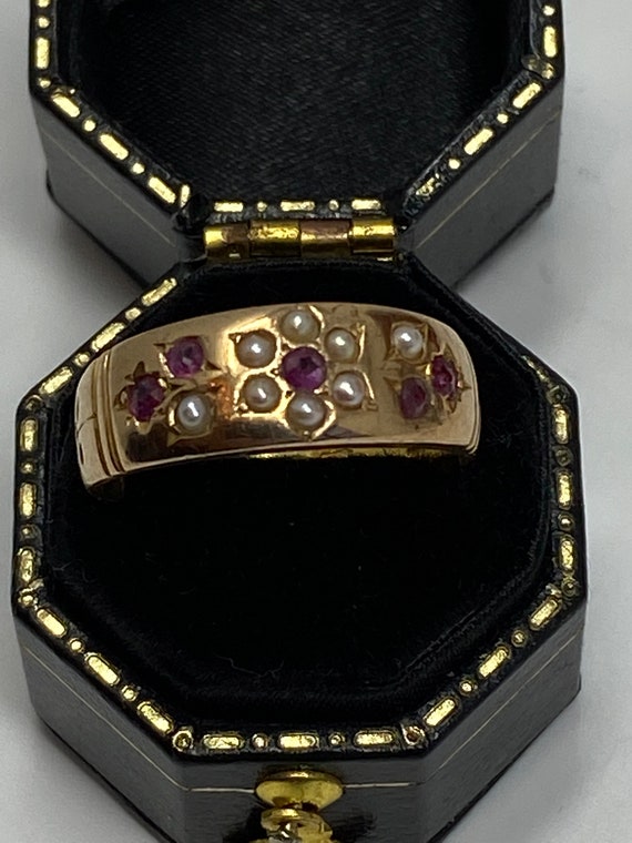 Antique Vintage 14Kt Yellow Gold Ruby and Pearl Ri