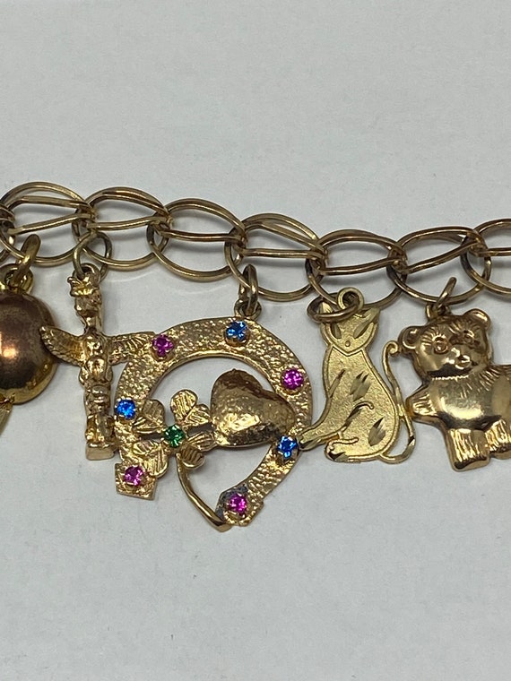 Vintage Estate Gold Charm Bracelet with Sixteen V… - image 7