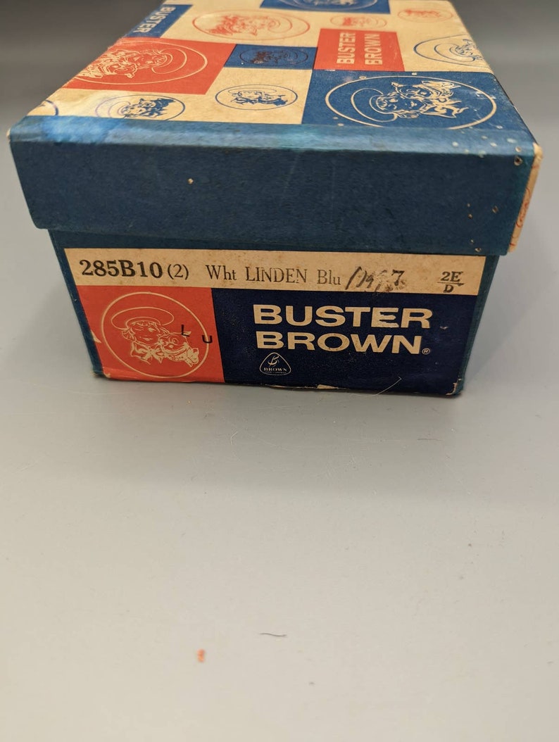 Vintage 70s Buster Brown Childs Shoes Size 2 with Box Doll Dress Up image 2