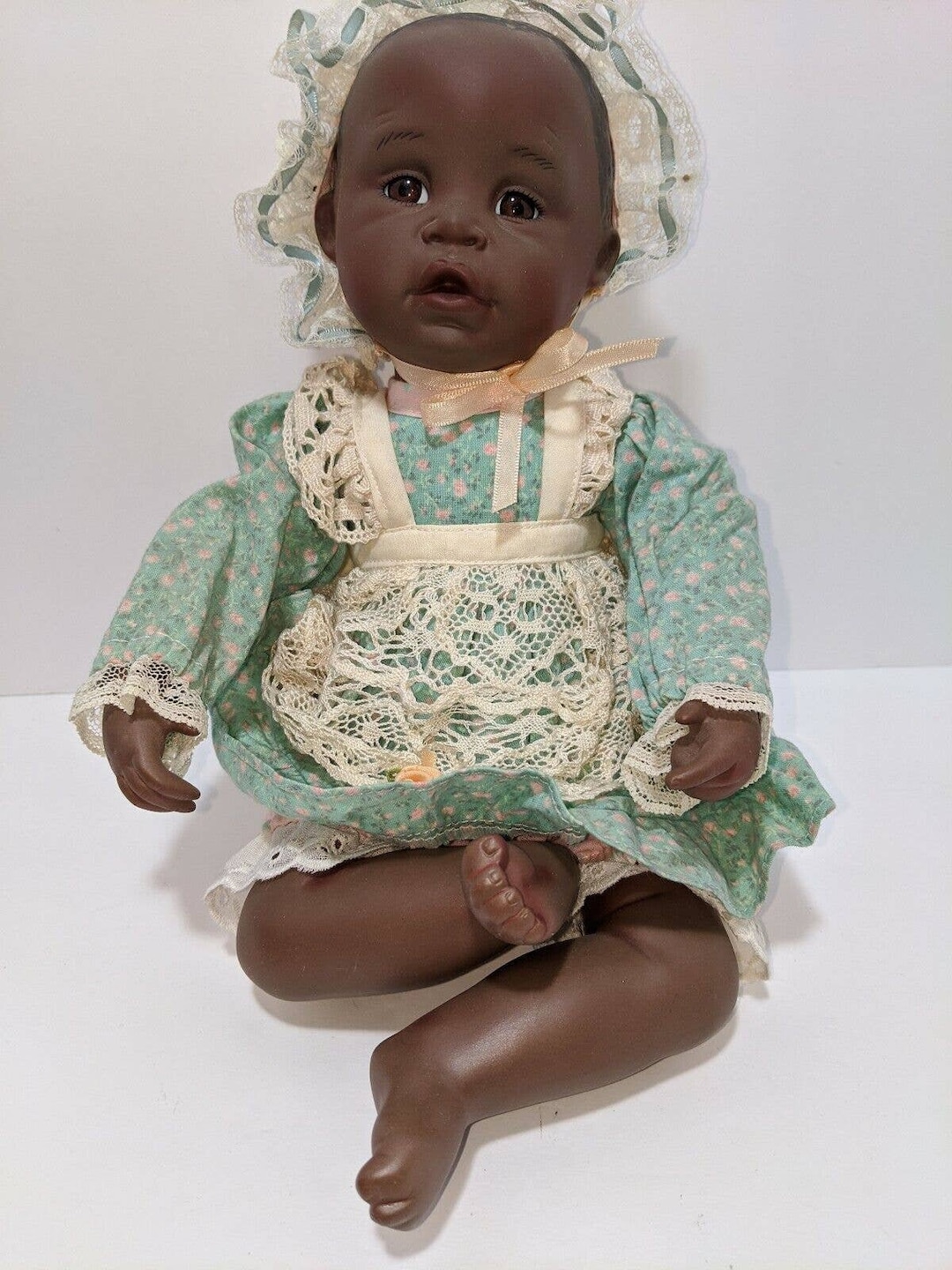 Vintage Knowles DANIELLE Yolanda Bello Picture Perfect Porcelain