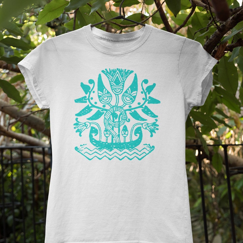 Flower Tribal Design Goddess Bloom Tee Women/'s Size Large 100/% White Cotton Semi-Fitted Tee Hieroglyphic Graphic
