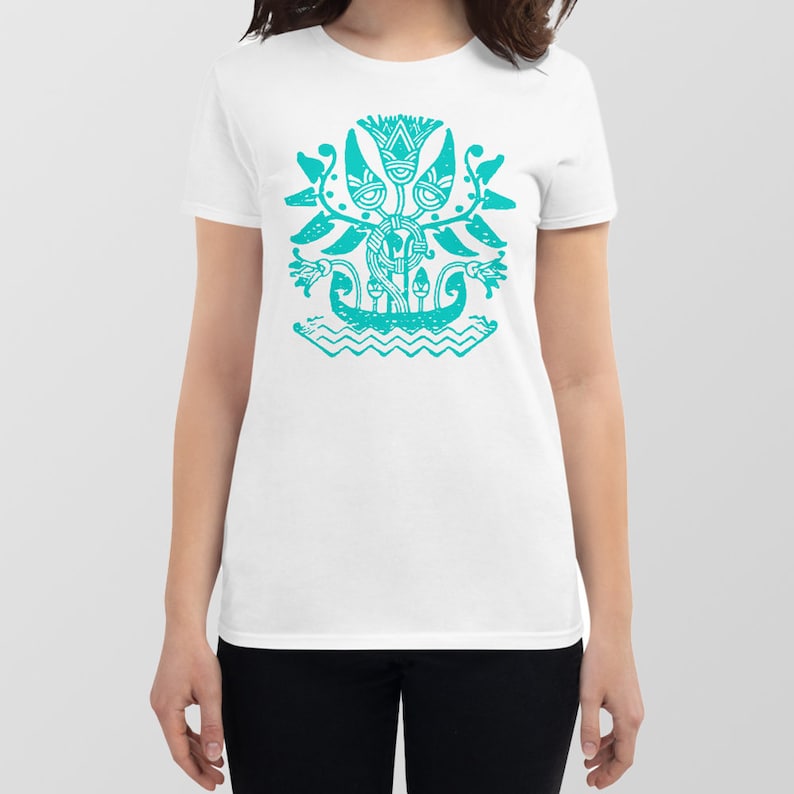 Flower Tribal Design Goddess Bloom Tee Women/'s Size Large 100/% White Cotton Semi-Fitted Tee Hieroglyphic Graphic