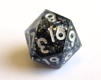 Liquid Core Resin D20 - Dark Silver