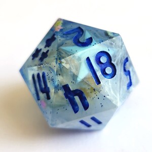 Large Resin D20 - Magic Missile