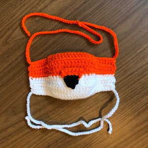 Crocheted protective face mask image 2