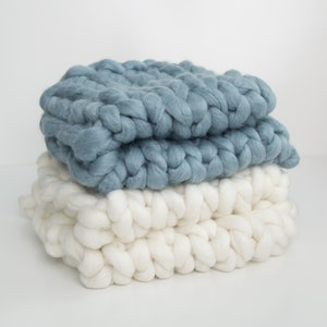 Bump Blanket/Layer, Knit Bump Blanket,  Extra Large Knit Bump Blanket, Newborn Photography Prop