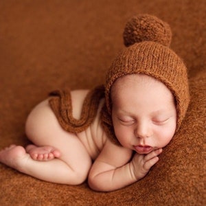 Pom Pom knit baby bonnet and Wrap Set, Knit Bonnet and wrap set, photography prop Newborn Photography Prop, Photo Prop, Newborn prop