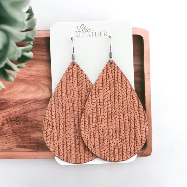 Peach raindrop earrings main image 1