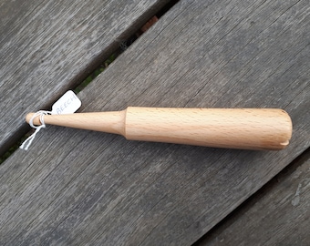 Dealgan Scottish Drop Spindle in  Beech
