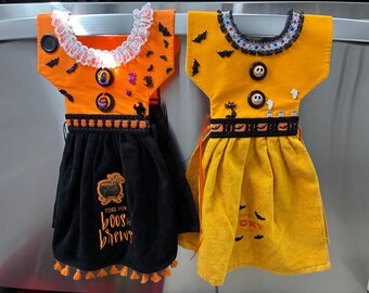 Hanging Kitchen Towel- Halloween