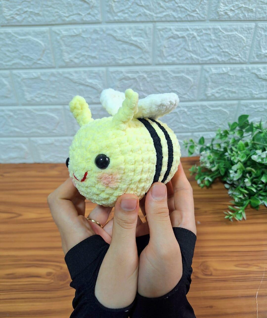 Mini Bee Plushie Crochet Pattern – Amigurumi Bumble Bee, Easy Plush Toy ...