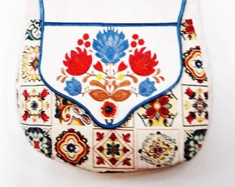 Sac à main  pour femme en tissu Jacquard sac brodé sac bohème rabat liège blanc brodé broderie florale.