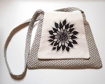 Sac à main pour femme en tissu Jacquard blanc impressions noires broderie fleur appliquée cuir  sur rabat,sac bandoulière.