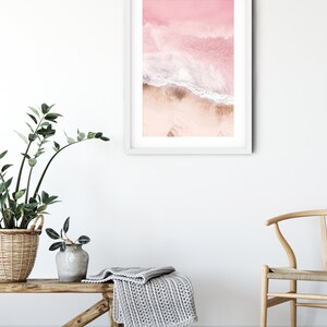Luchtfoto roze oceaanzicht, ingelijste muurkunst afbeelding 4