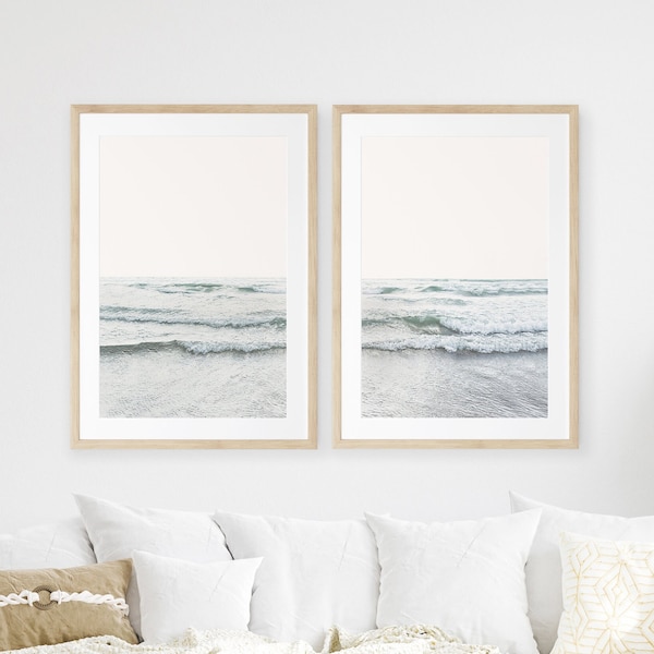 INRAMAD uppsättning havstryck, böljande vågor väggkonst, modern strandhusinredning, minimalistisk fotografi