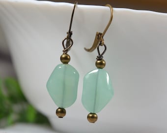 Pendientes de cuentas verde menta: Joyas colgantes de turquesa sin níquel