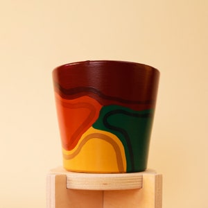 Pepper Palm Signature Planter