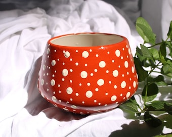 Flora Planter Pot | Ceramic | Design: Polka Dot Sienna