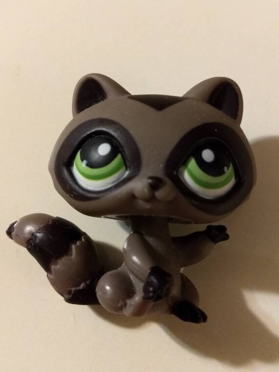 littlest pet shop raccoon