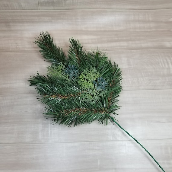 Artificial Pine With Cedar and Green Berries Branch-christmas Floral  Decoration-artificial Evergreen Floral Spray-diy Crafts 