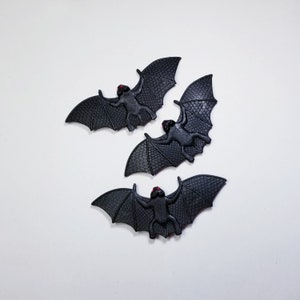 3 rubber suction bats-Halloween decoration-spooky, scary, creepy Halloween bat decoration-Halloween party decoration