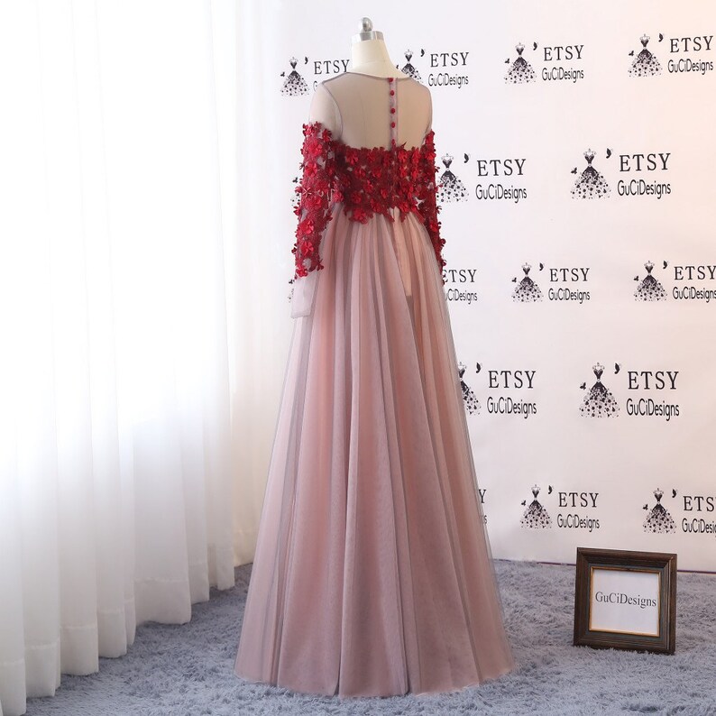 2019 Prom Ball Gown Dresses Long Gray Red Evening Dress Long Sleeve O neck Tulle Dress Lace Flower Women Girl Formal Party Dress Bridal Gown