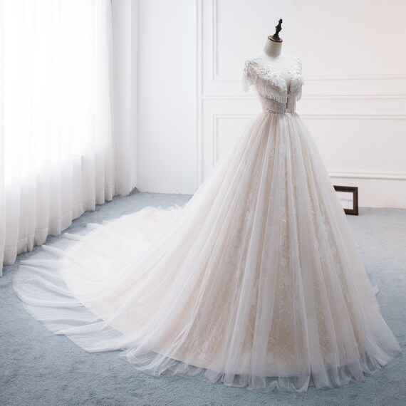 luxury wedding dresses 2019
