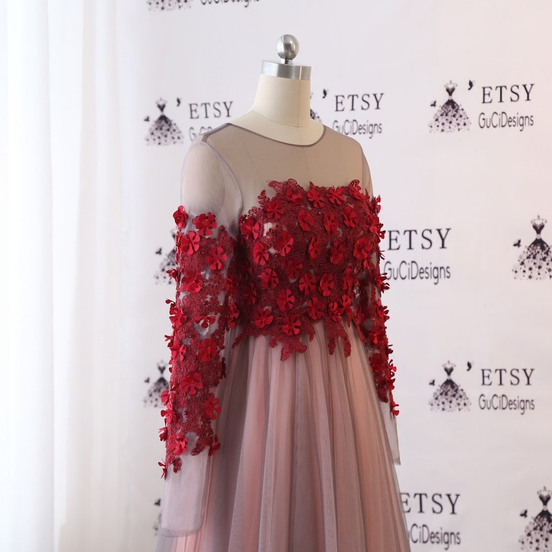 2019 Prom Ball Gown Dresses Long Gray Red Evening Dress Long Sleeve O neck Tulle Dress Lace Flower Women Girl Formal Party Dress Bridal Gown