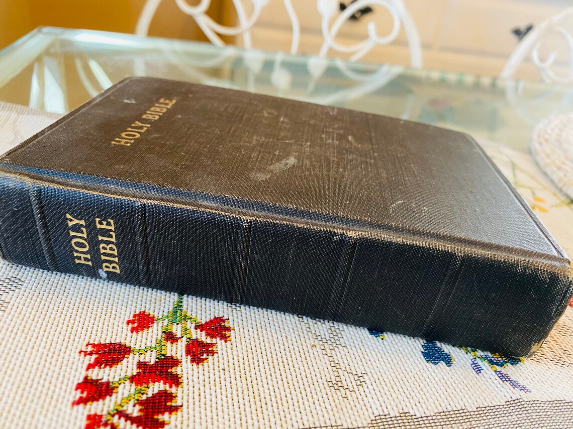 Vintage Holy Bible - Etsy