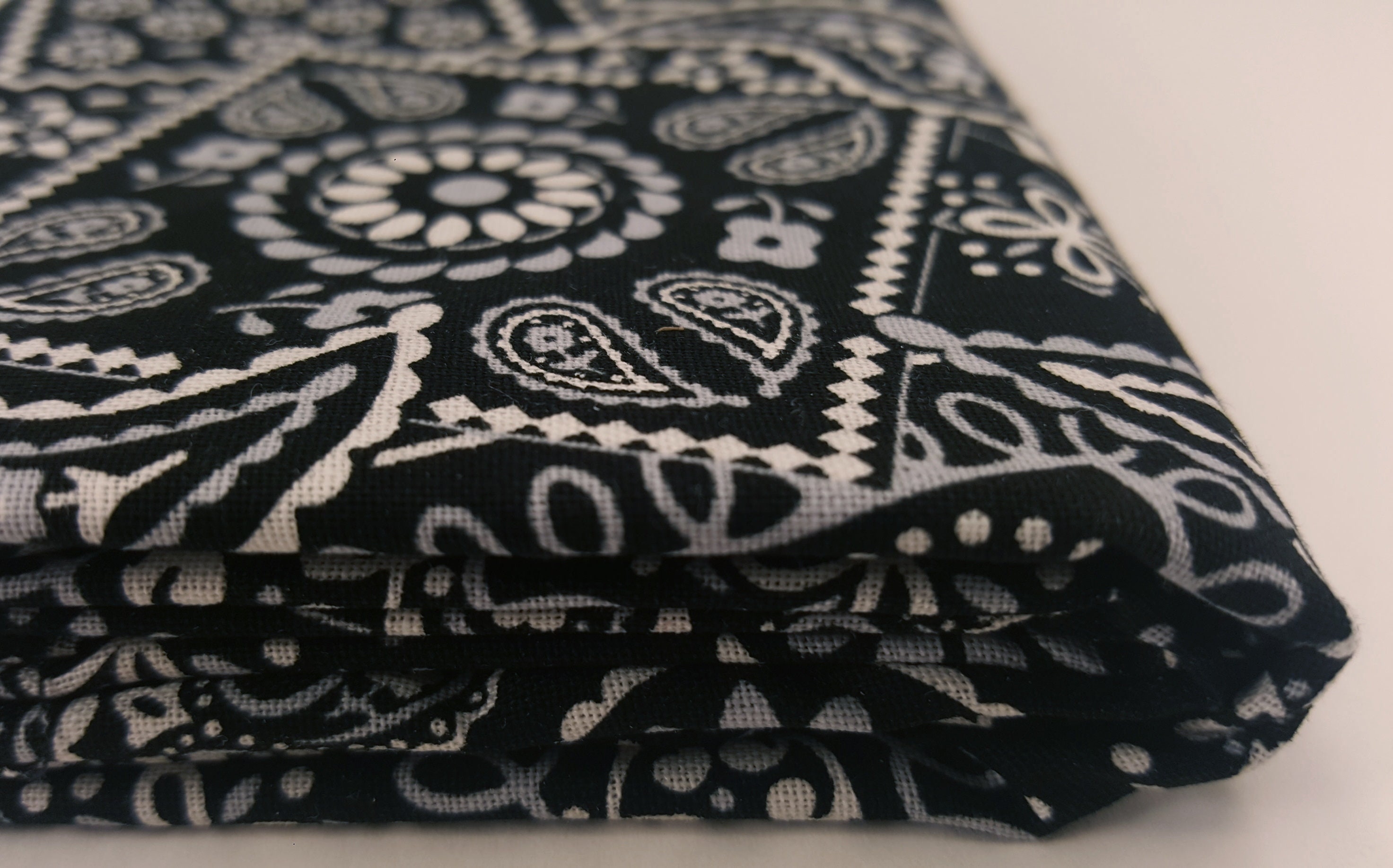Black and White Handkerchief Paisley Cotton Fabric by the Yard, 44