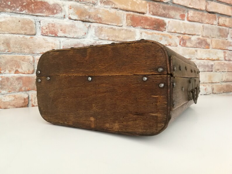 Antique wooden briefcase vintage luggage bag travel case old victoria era steampunk 19th century box decor photography primitive vampir rare